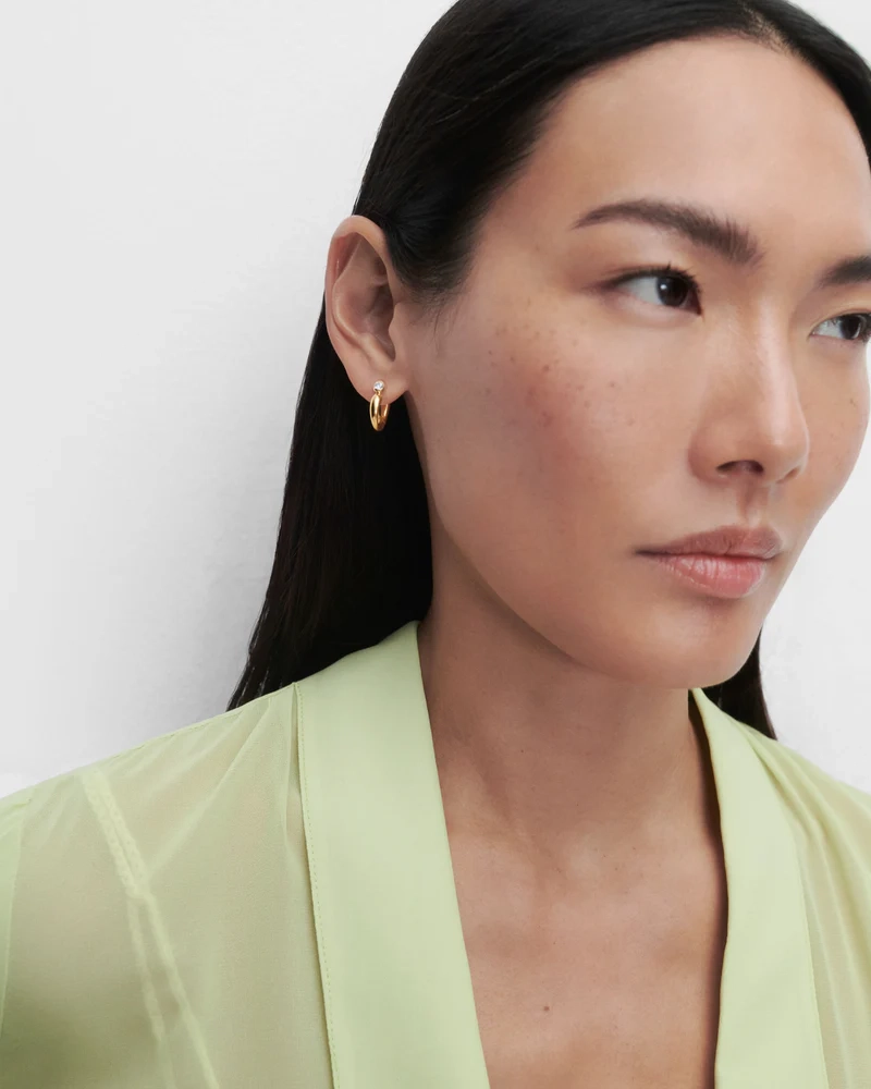 Becca Hoops