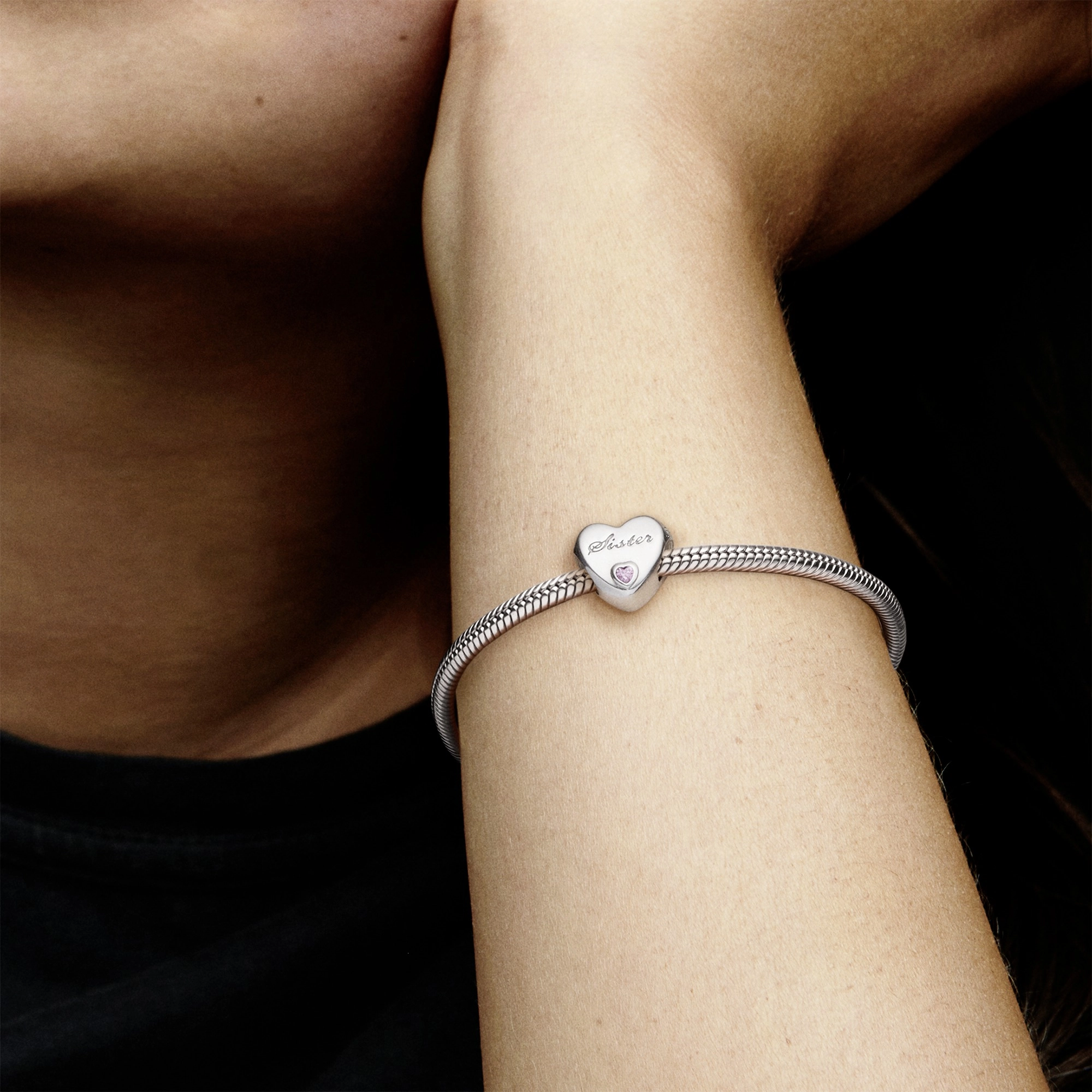 PANDORA Moments Charm / 791946PCZ