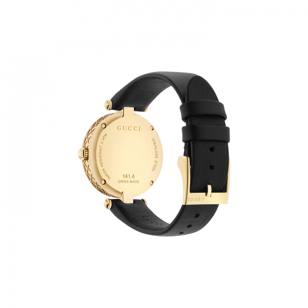 Quartz Wristwatch/YA141404