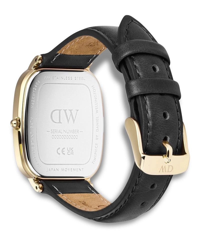 Quartz Wristwatch / DW00100838