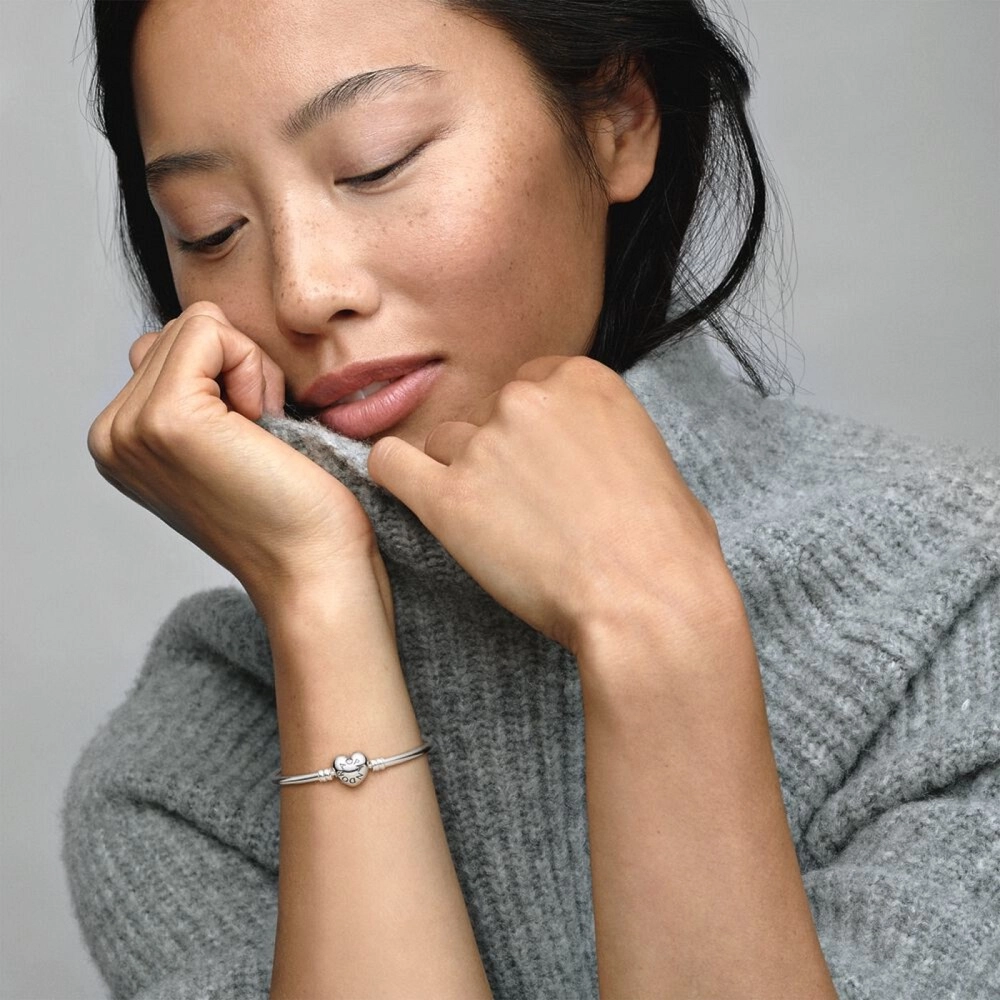 PANDORA Moments Bracelet / 596268-17