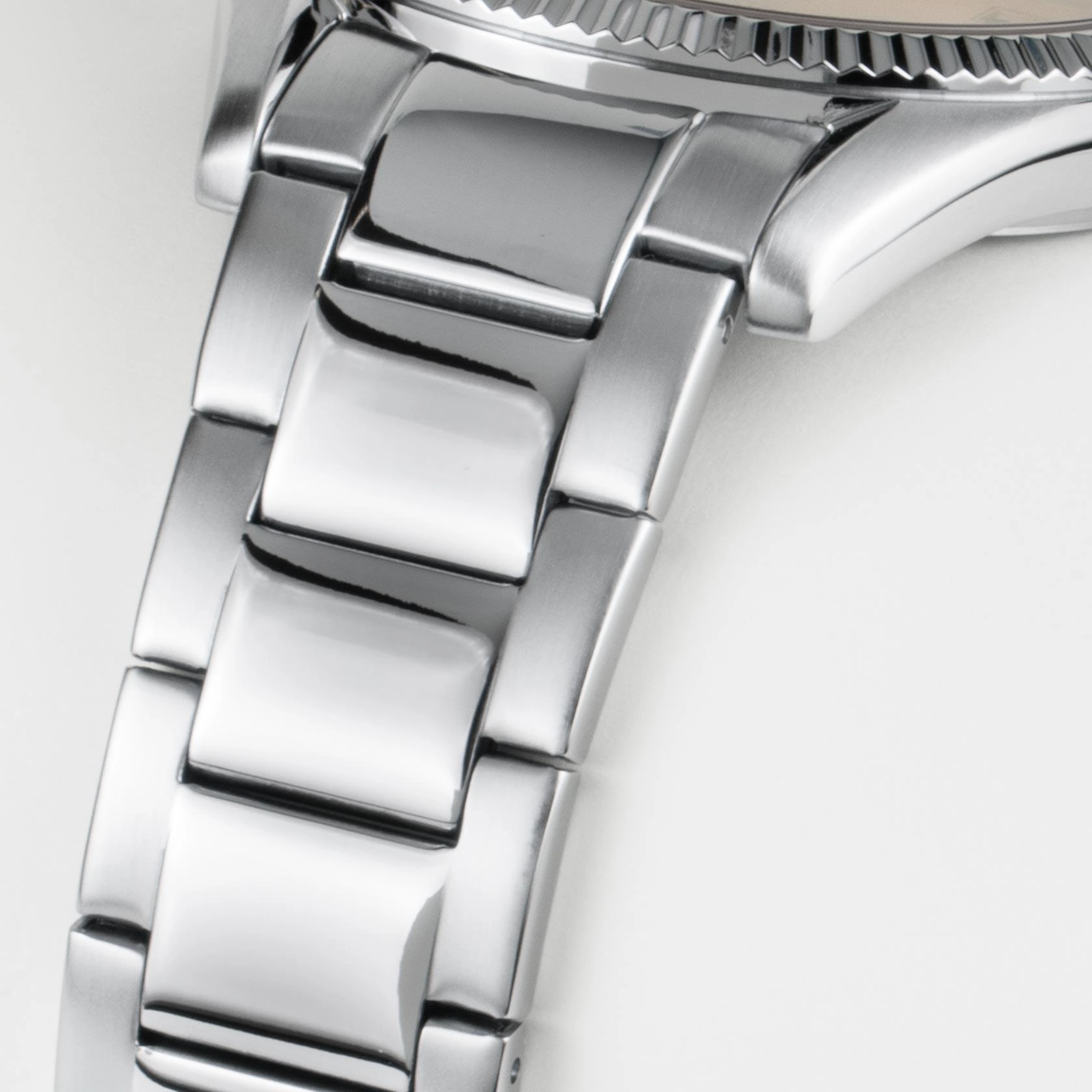 Quartz Wristwatch / 50-4H