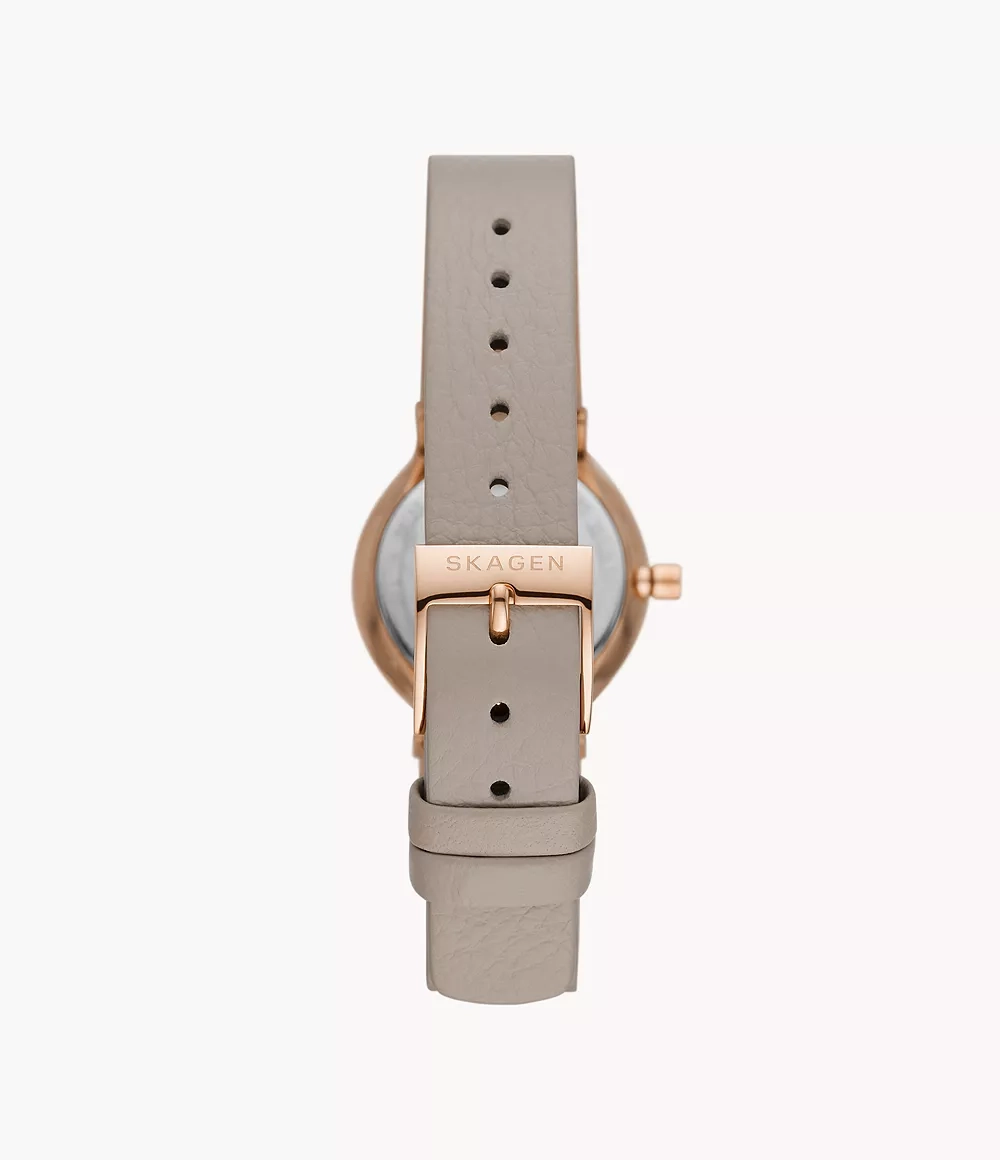 Quartz Wristwatch / SKW3005