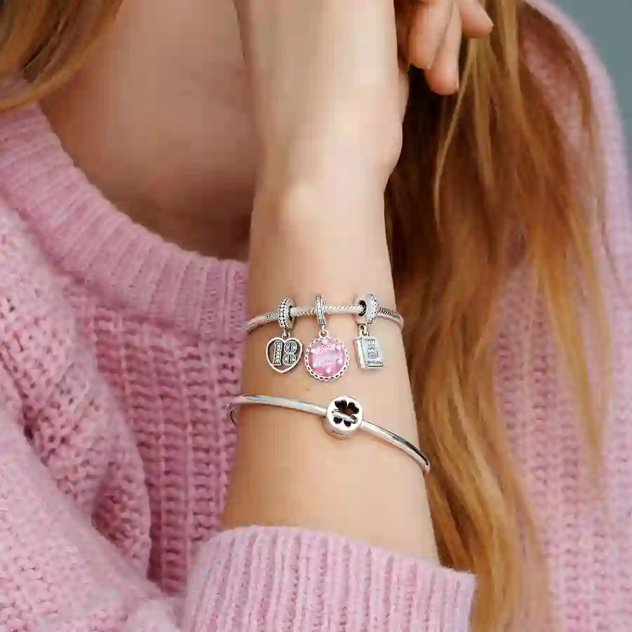 PANDORA Moments Bracelet / 590728-18