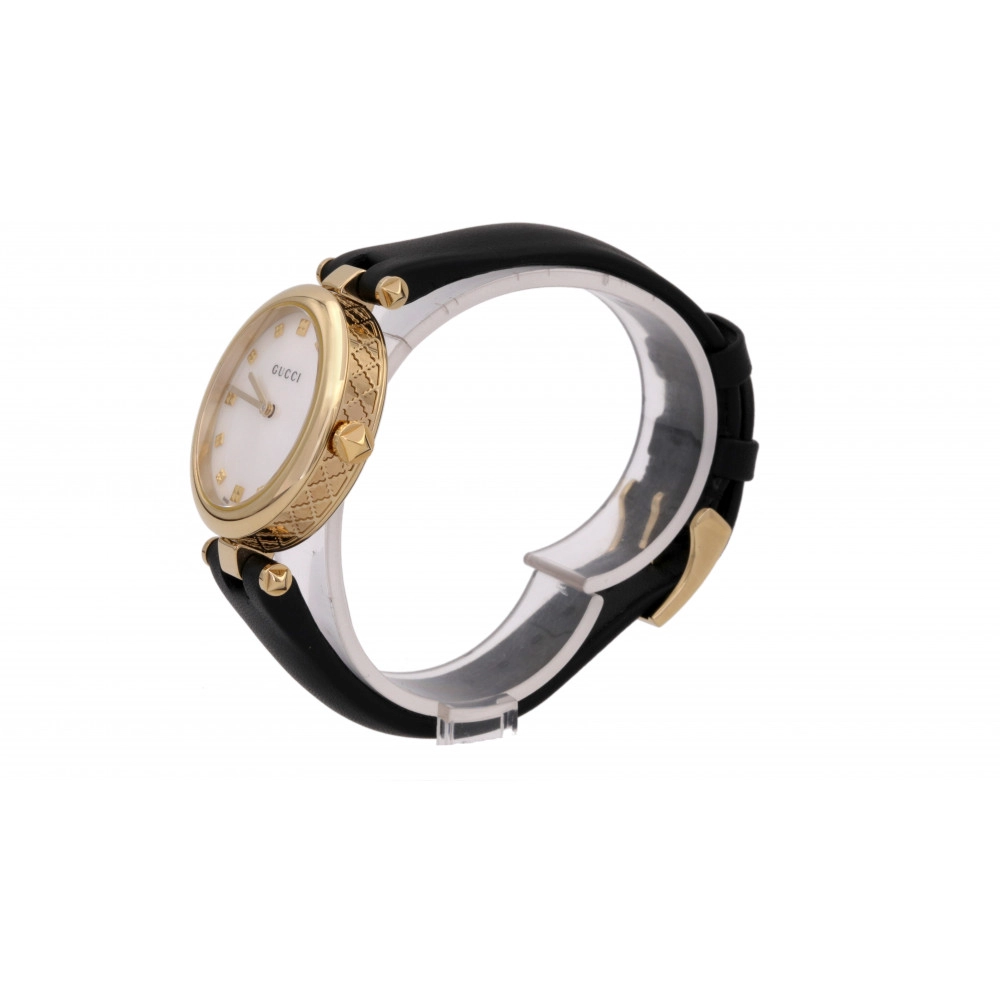 Quartz Wristwatch/YA141404