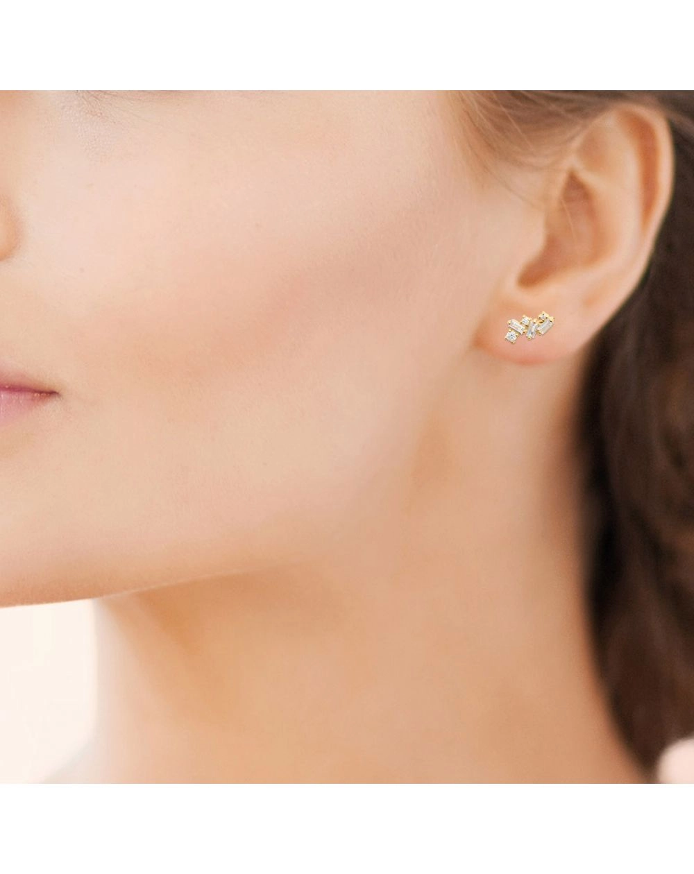 Earring / 23024810