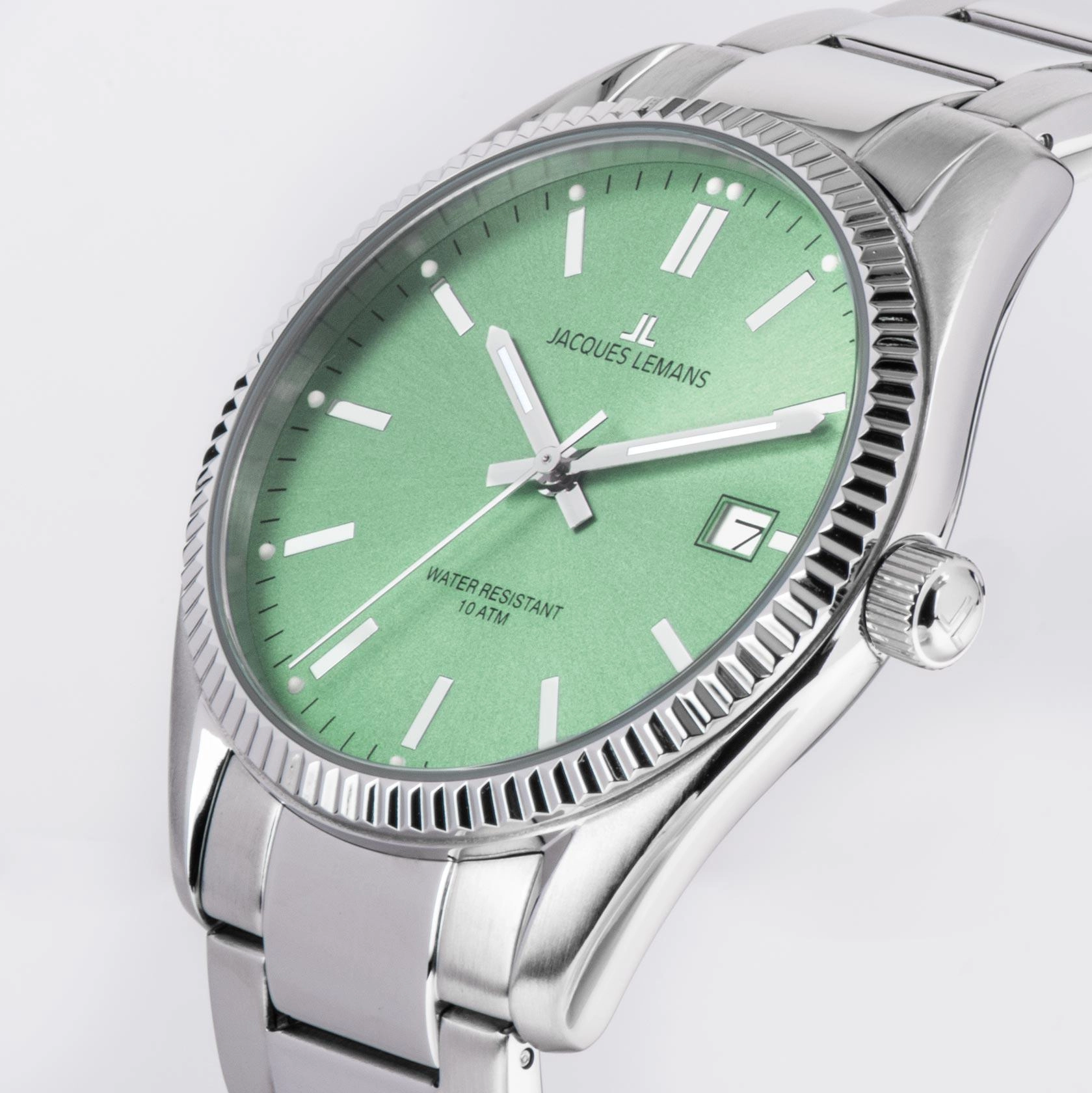 Quartz Wristwatch / 50-4F