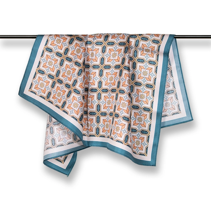 Scarf / 10-SCRF-SLK-45-15-52x52