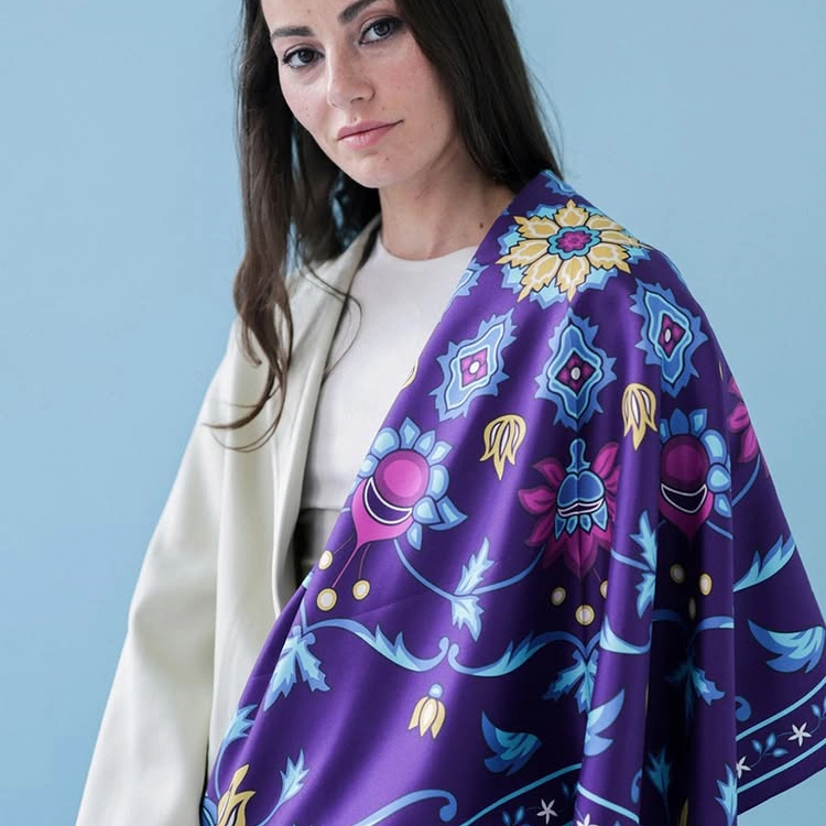 Scarf / 10-SCRF-SLK-02-02-89x89
