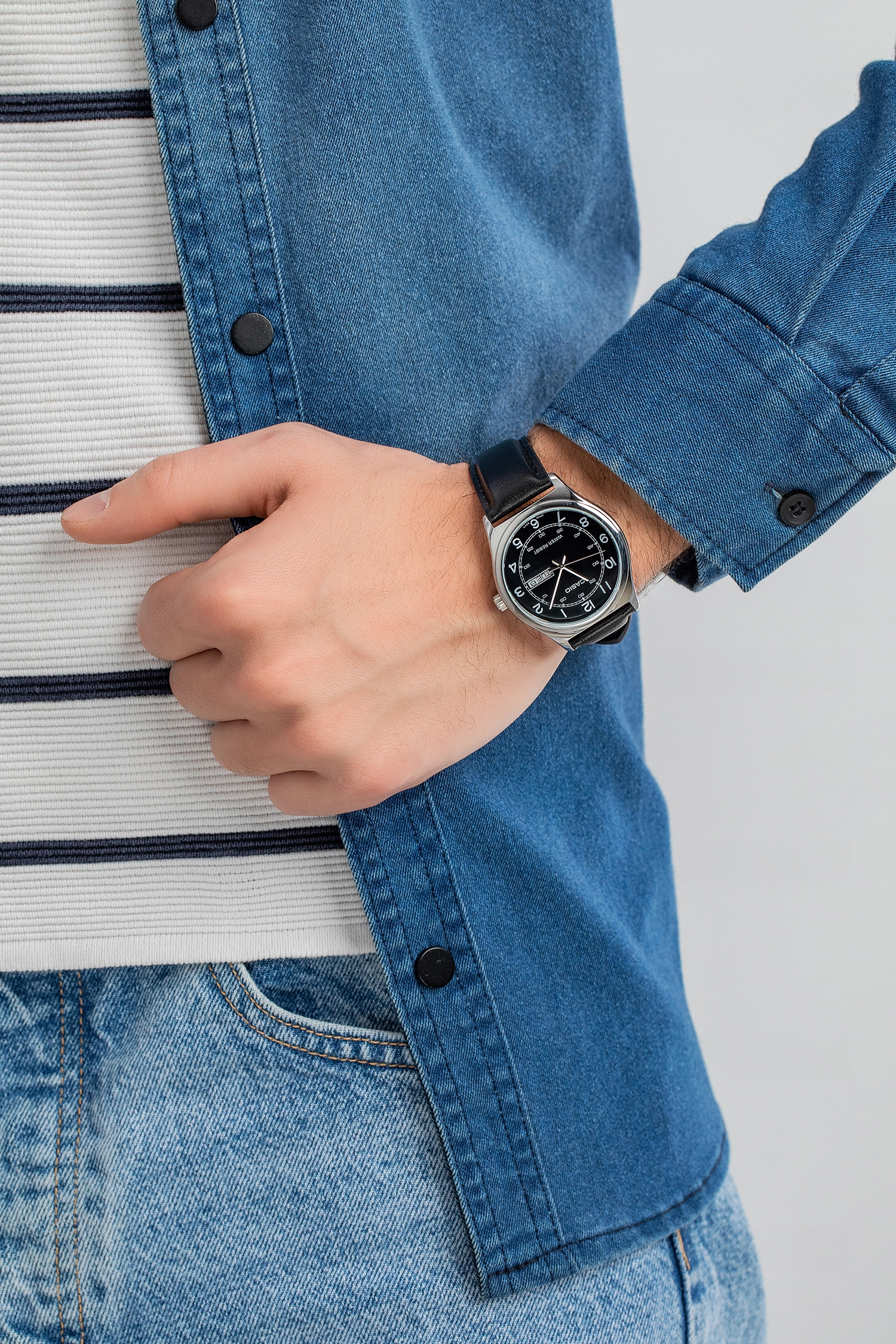 Quartz Wristwatch/MTP-V006L-1B2UDF