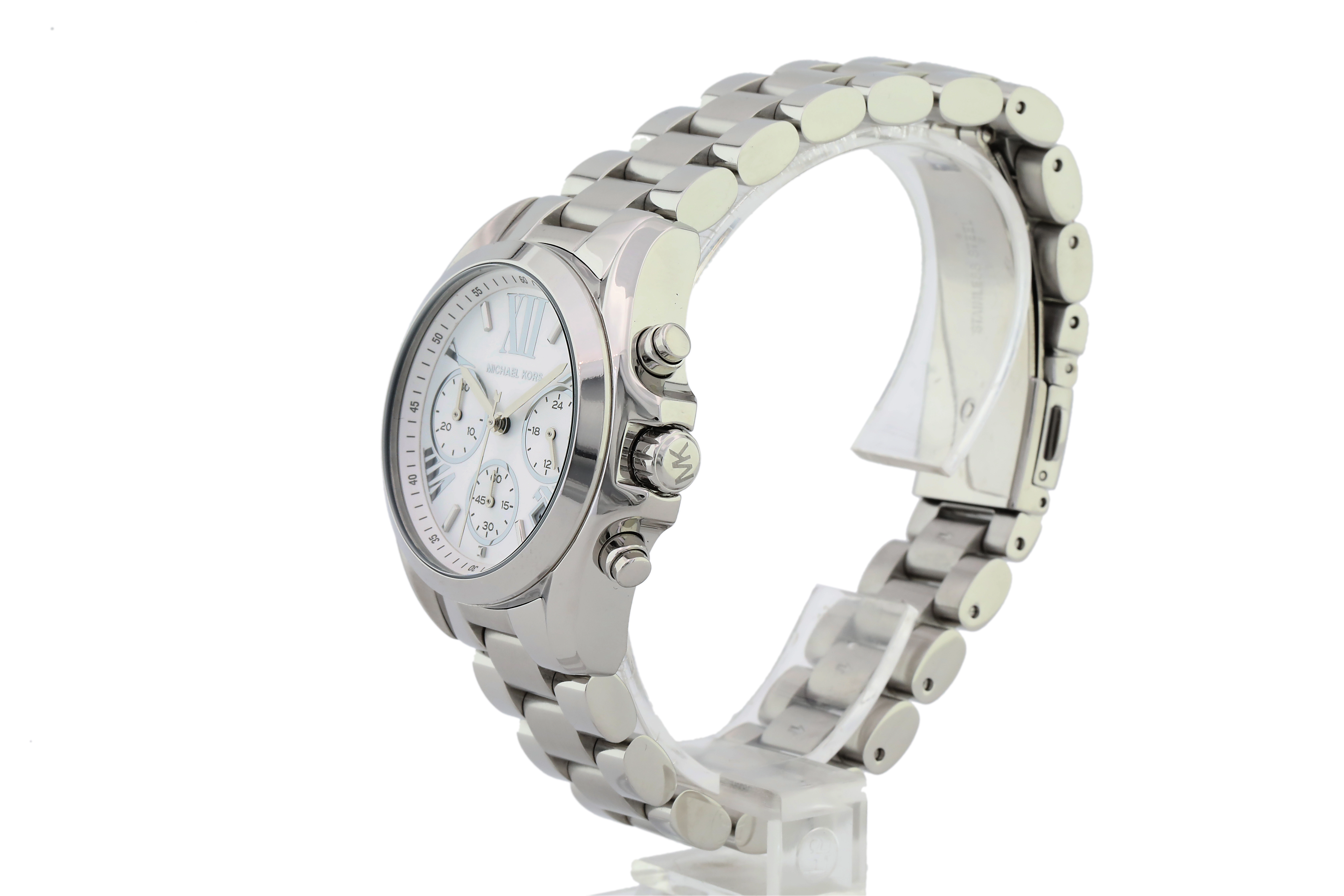 Quartz Wristwatch / MK6174
