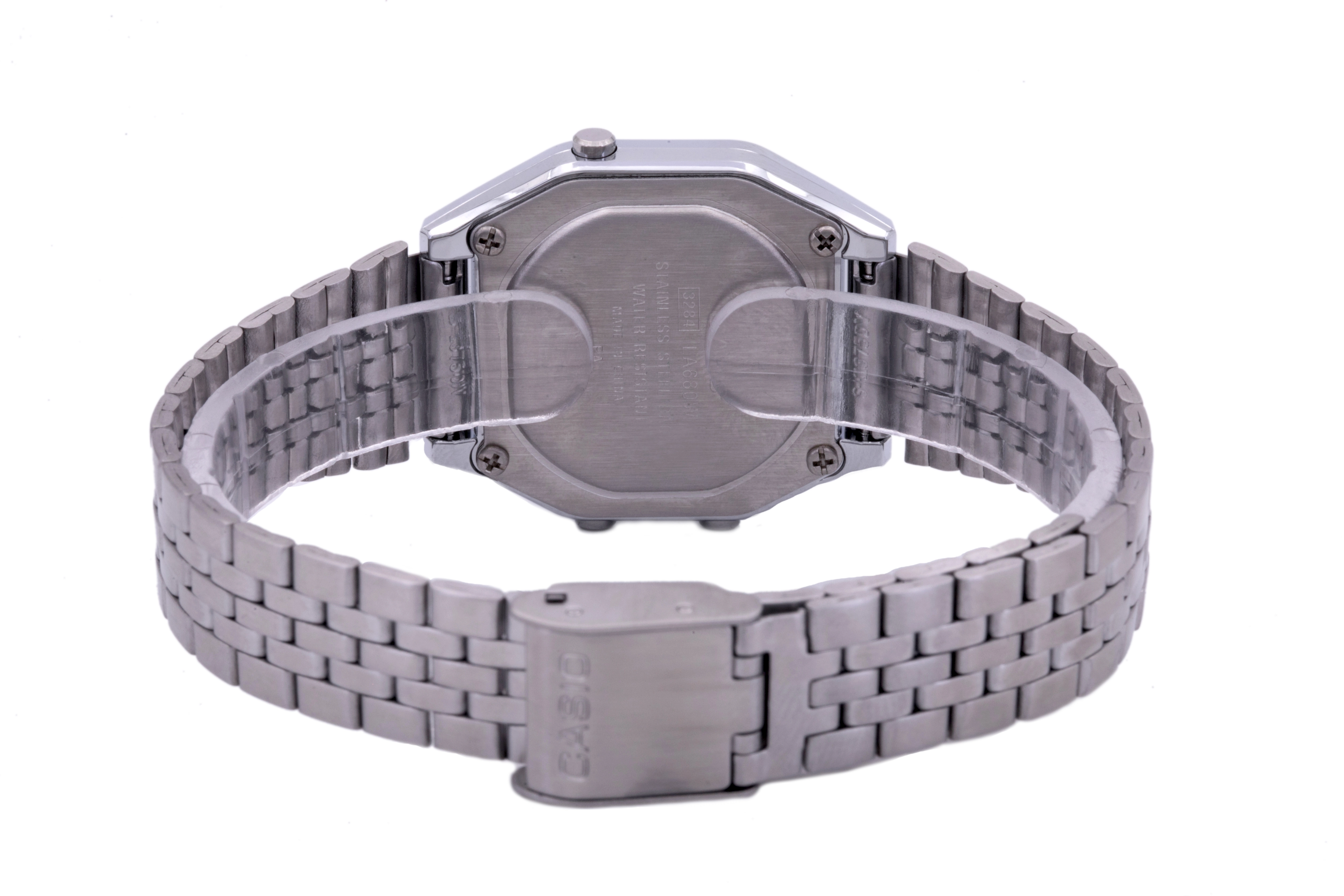 Quartz Wristwatch / LA680WA-2CDF
