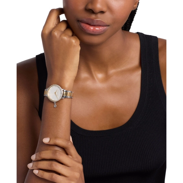 Quartz Wristwatch / MK7574