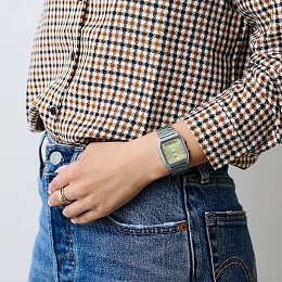 Quartz Wristwatch / AQ-230A-9AMQYDF