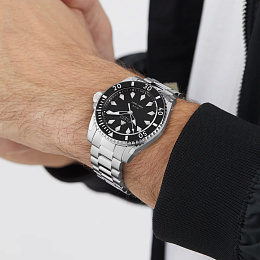 Quartz Wristwatch/YA136353