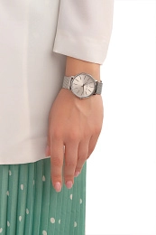 Quartz Wristwatch / MK4338