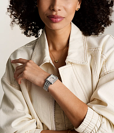 Quartz Wristwatch / ES5400