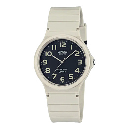 Quartz Wristwatch/MQ-24UC-8BDF