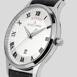 Quartz Wristwatch / 1-2193M