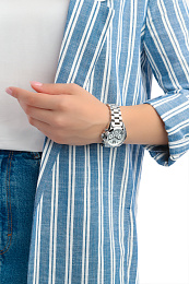 Quartz Wristwatch / MK6174