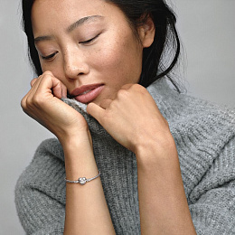 PANDORA Moments Bracelet / 590719-17