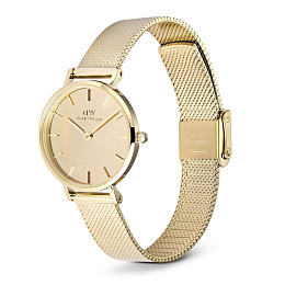 Quartz Wristwatch / DW00100797