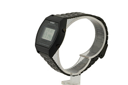 Quartz Wristwatch / B640WB-1ADF