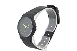 Quartz Wristwatch / MQ-24-1ELDF