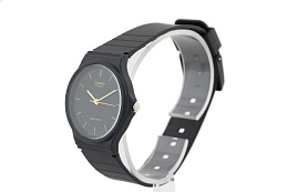 Quartz Wristwatch / MQ-24-1ELDF