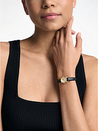 Quartz Wristwatch / MK4901
