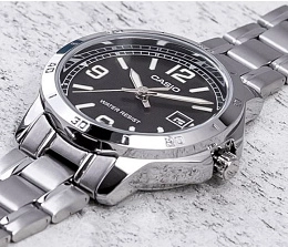 Quartz Wristwatch / MTP-V004D-1B2UDF