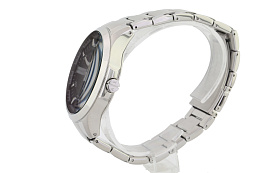 Quartz Wristwatch /AX2103