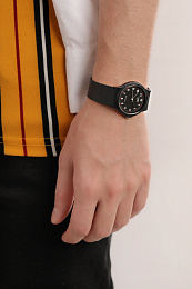Quartz Wristwatch / MQ-24-1BLDF
