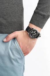 Quartz Wristwatch / EFR-526L-1AVUDF