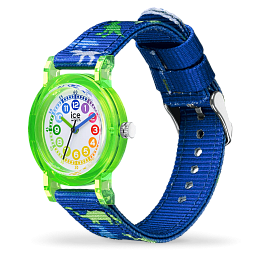 Quartz Wristwatch / 024501