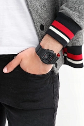 Quartz Wristwatch / DW-5600HR-1DR