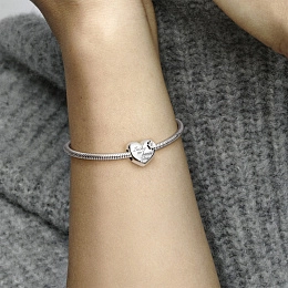 Moments Charm/799364C00
