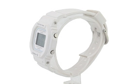 Quartz Wristwatch / BGD-560-7DR