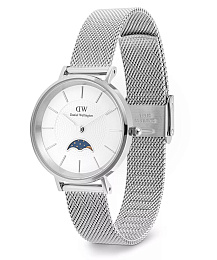 Quartz Wristwatch / DW00100772