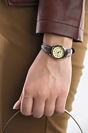 Quartz Wristwatch / LTP-V001GL-9BUDF