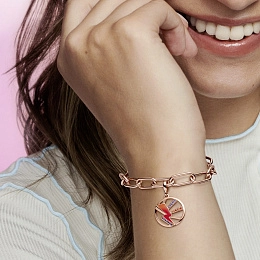 Me Charm/789693C01