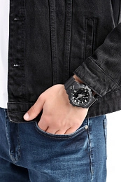 Quartz Wristwatch / GA-700-1BDR